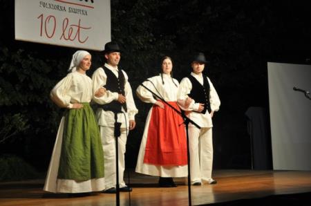 10. let Folklorne skupine Plamen 7