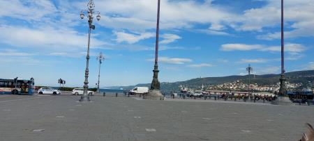 -2452731774066869521