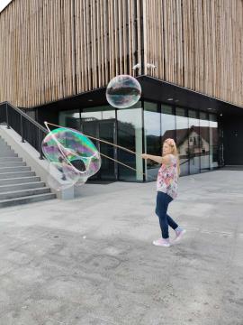 IMG-66eb57a039fe73d35a60633d6a543805-V