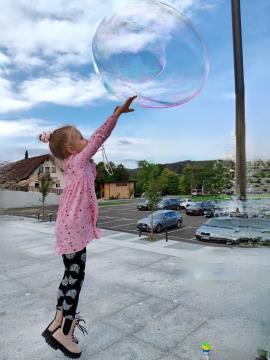 IMG-c7fe90ca28c8487375ac1a84b8c6021b-V