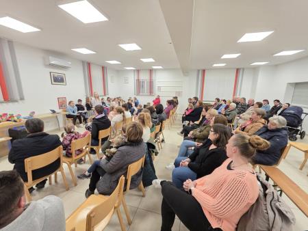 IMG-80182816b64fed2d4bb7a1d01fc67fb7-V