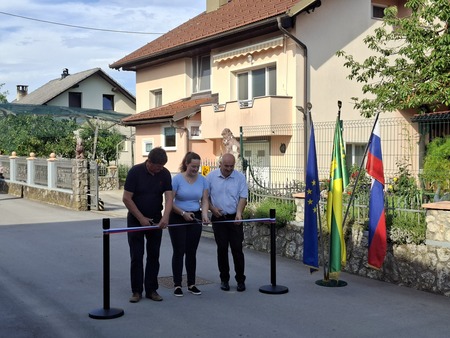 Otvoritev kanalizacije in javne razsvetljave v Grmovljah