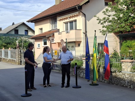 Otvoritev kanalizacije in javne razsvetljave v Grmovljah